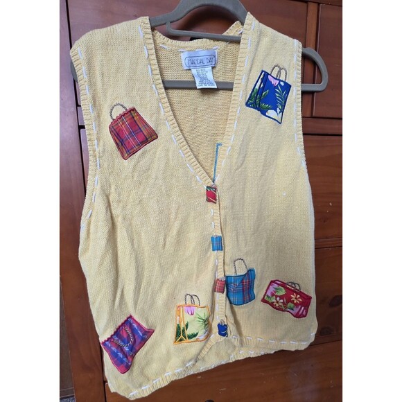 Mandal Bay Sweaters - Vintage Mandal Bay Sweater Vest Size Large Yellow Appliqued Purses Shopping